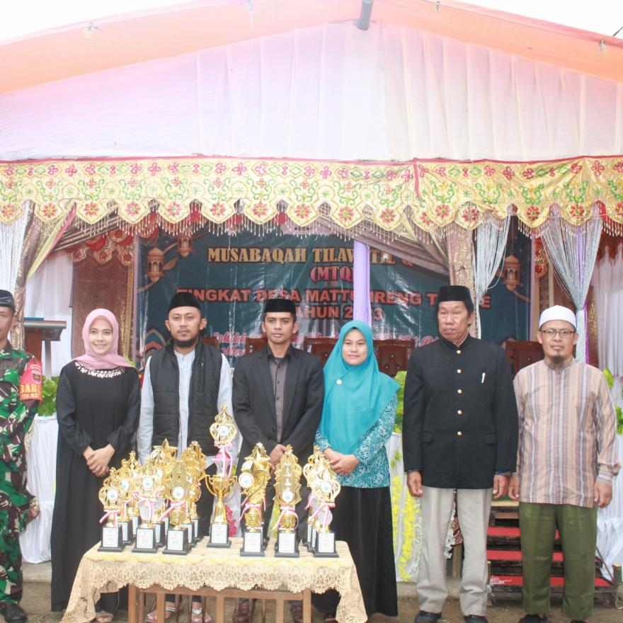 Pembukaan Musabaqah Tilawatil Quran (MTQ) Tingkat Desa Mattunreng Tellue Kecamatan Sinjai Tengah